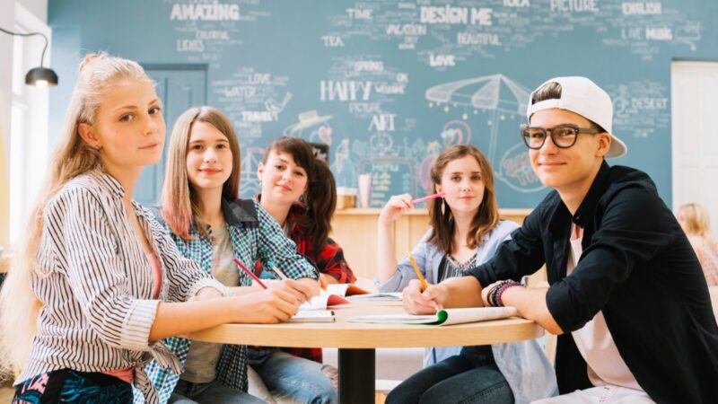 Braki kadrowe w szkolnictwie – rzeczywistość czy mit? Analiza sytuacji na Śląsku i w Wodzisławiu