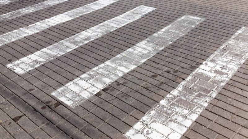 Noś odblaski – Twoje życie w Twoich rękach! Akcje edukacyjne miasta i policji w ramach kampanii „Morderca nie zawsze ma broń”