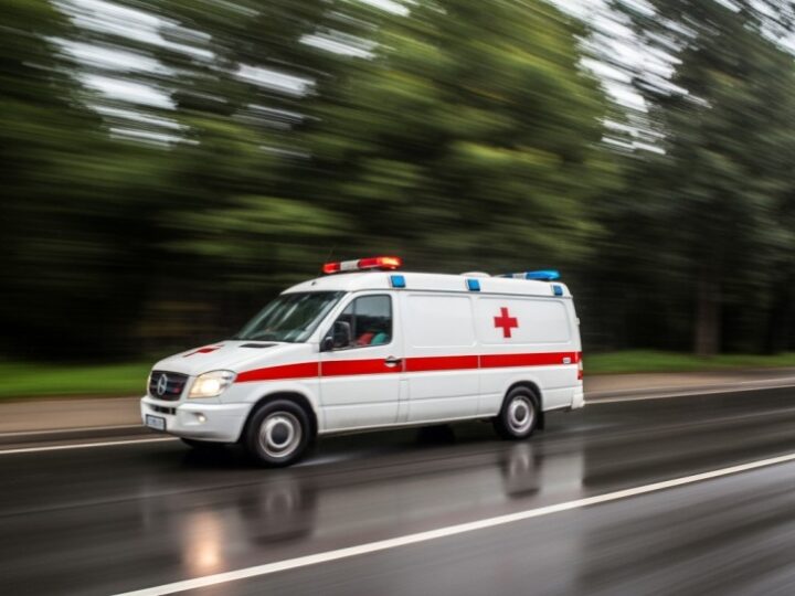 Zimowe zagrożenie: jak uratować życie przed wychłodzeniem?