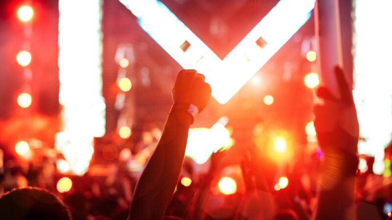 Karaoke na Dzikim Zachodzie: Festiwal „ŚpiewaMY” już 21 kwietnia!