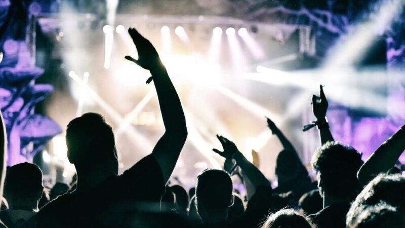 Muzyczne Mosty: Festiwal „ŚpiewaMY” łączący talenty i społeczności!