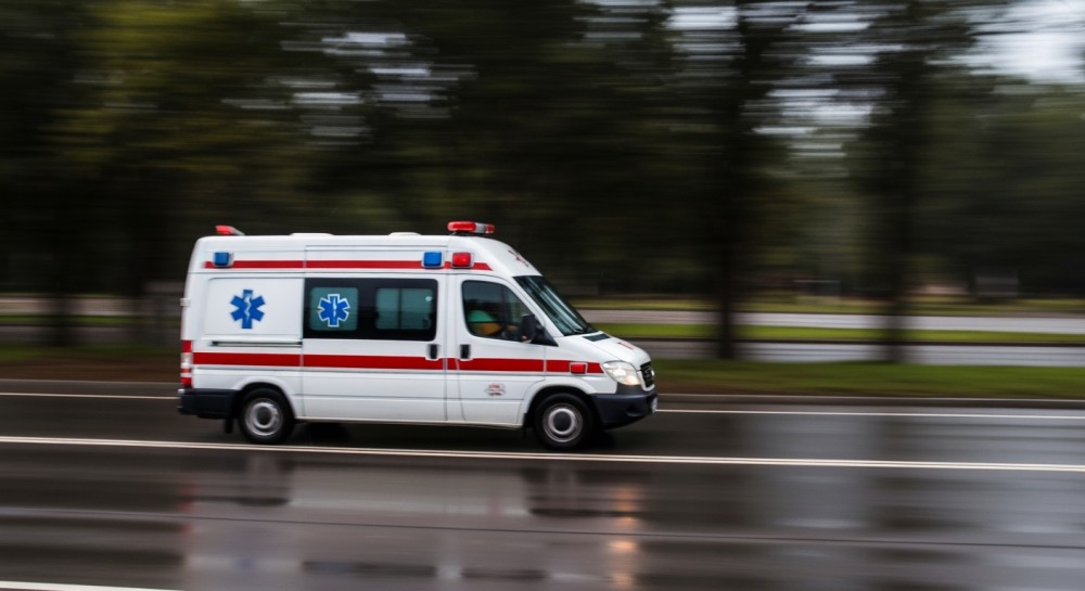 Mundurowi z Wodzisławia uczą dzieci zasad bezpieczeństwa w Mszanie