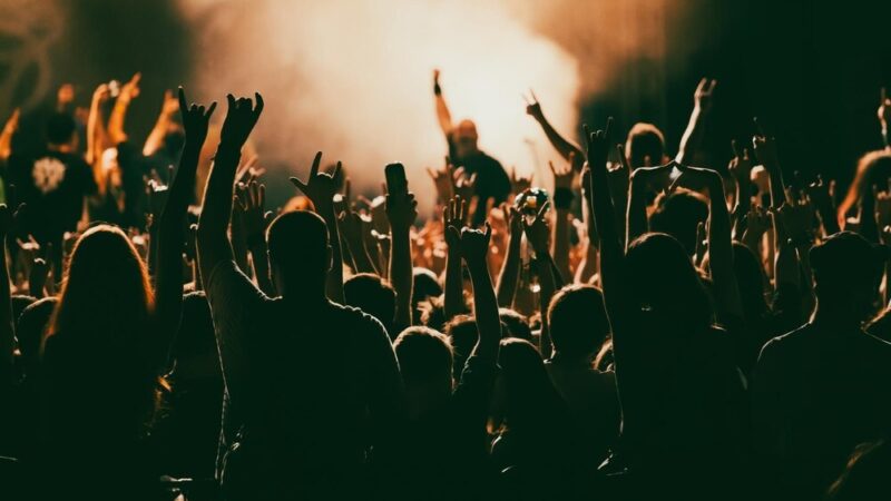 Igo na żywo: Przygotuj się na muzyczne uniesienia!