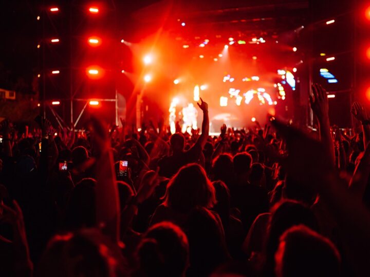 Spięty w Wodzisławiu: Niezapomniany wieczór z nowymi i znanymi hitami!