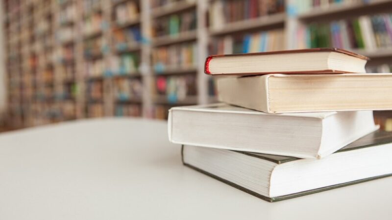 Książkowe skarby w Wodzisławiu: startuje akcja bookcrossingowa!
