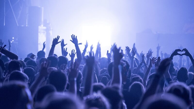 Karaibska noc pełna rytmów z DJ Simonem Bizonem w Rydułtowach!