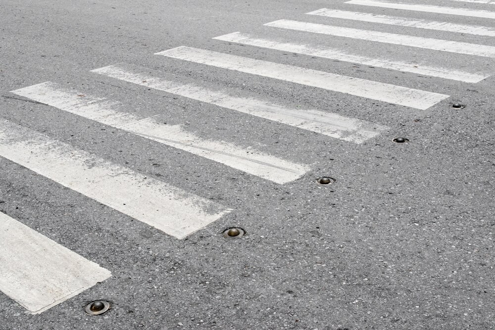 Bezpieczeństwo seniorów: jak unikać zagrożeń w realnym i wirtualnym świecie